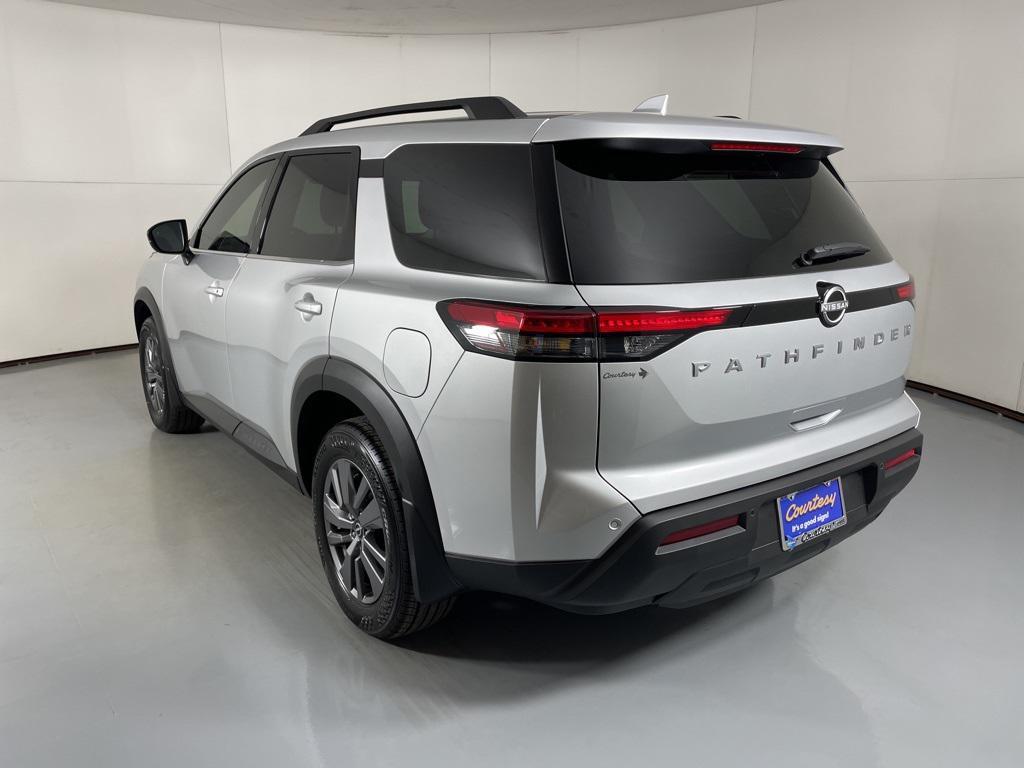 new 2025 Nissan Pathfinder car, priced at $33,478
