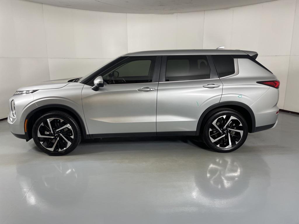 used 2024 Mitsubishi Outlander car, priced at $20,500