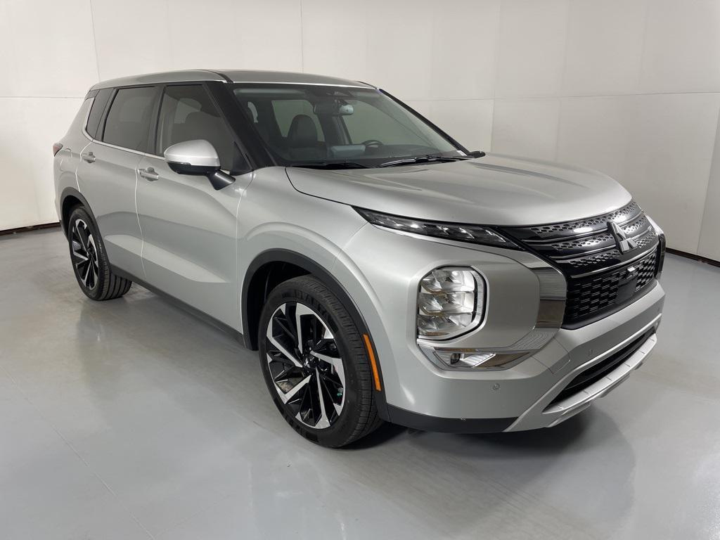 used 2024 Mitsubishi Outlander car, priced at $20,500