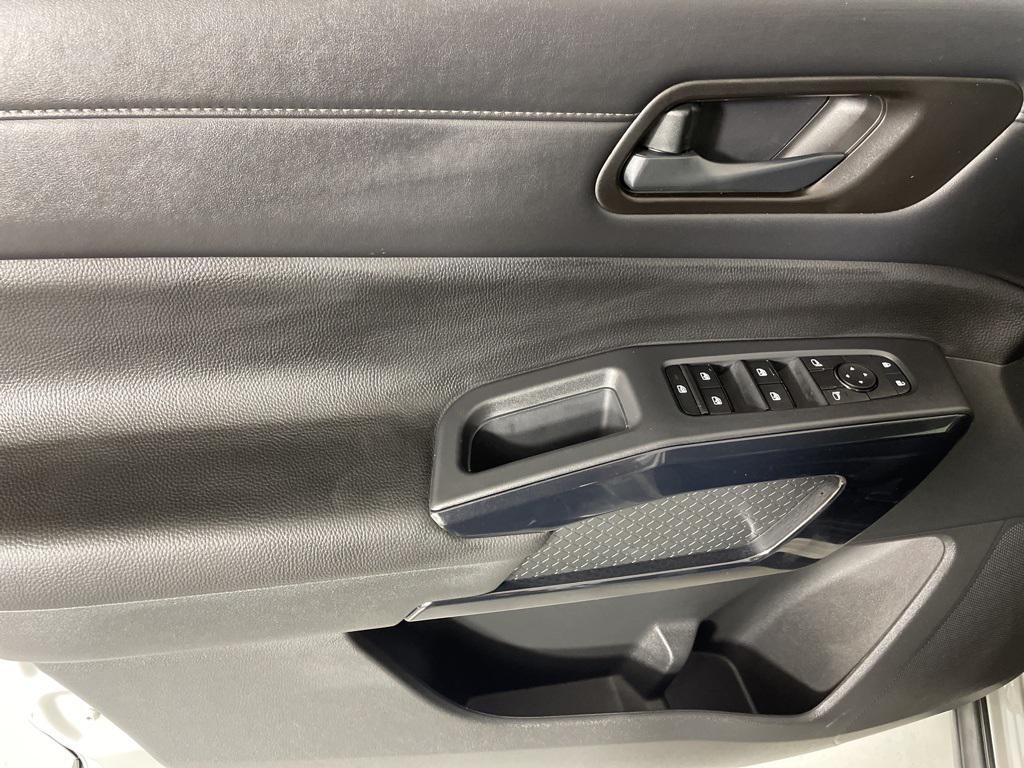 new 2025 Nissan Pathfinder car, priced at $33,469