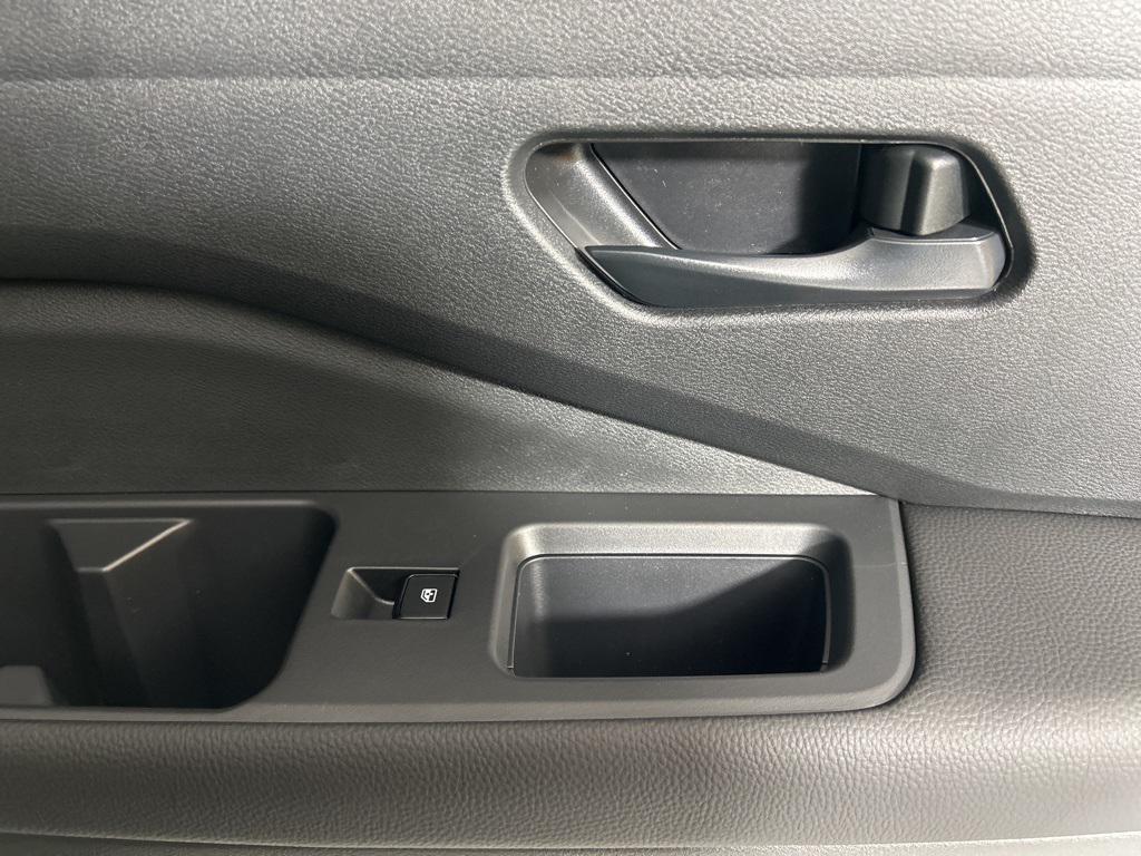 new 2025 Nissan Pathfinder car, priced at $37,767
