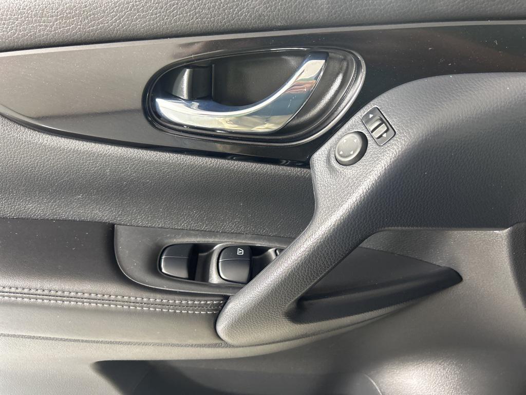 used 2021 Nissan Rogue Sport car, priced at $20,500