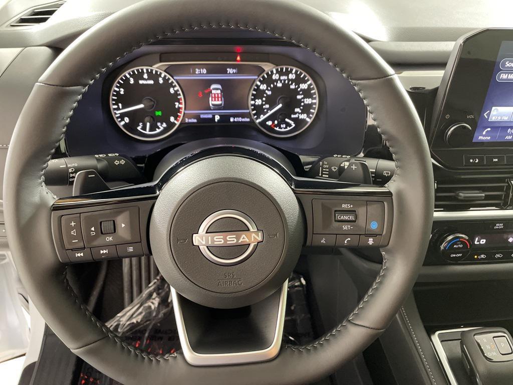 new 2025 Nissan Pathfinder car, priced at $34,587