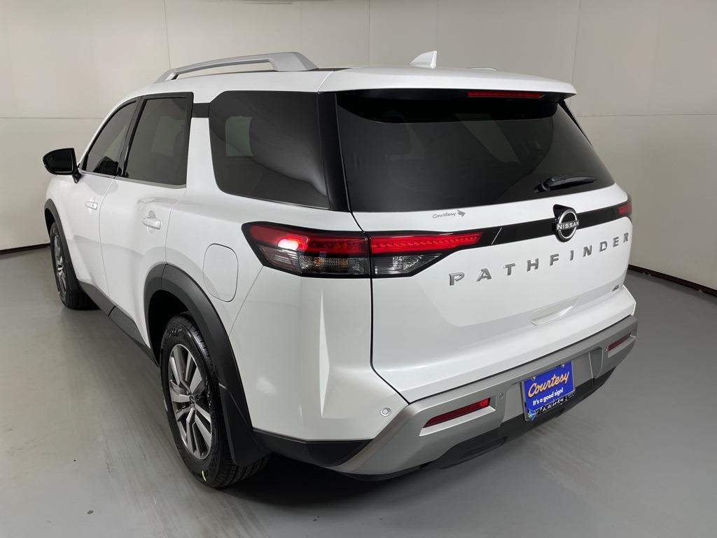 new 2025 Nissan Pathfinder car, priced at $34,587