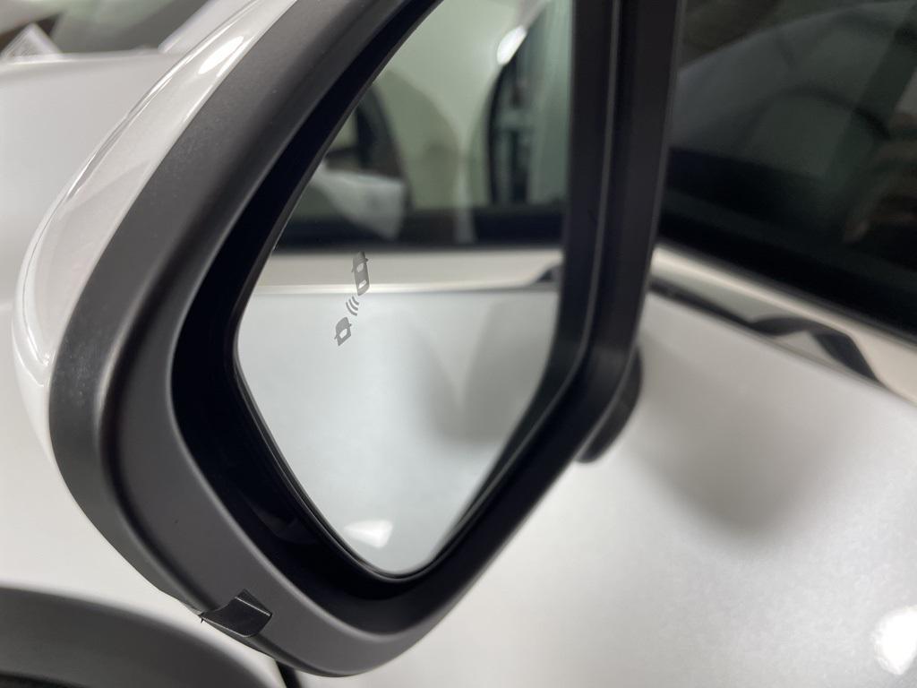 new 2025 Nissan Pathfinder car, priced at $34,587