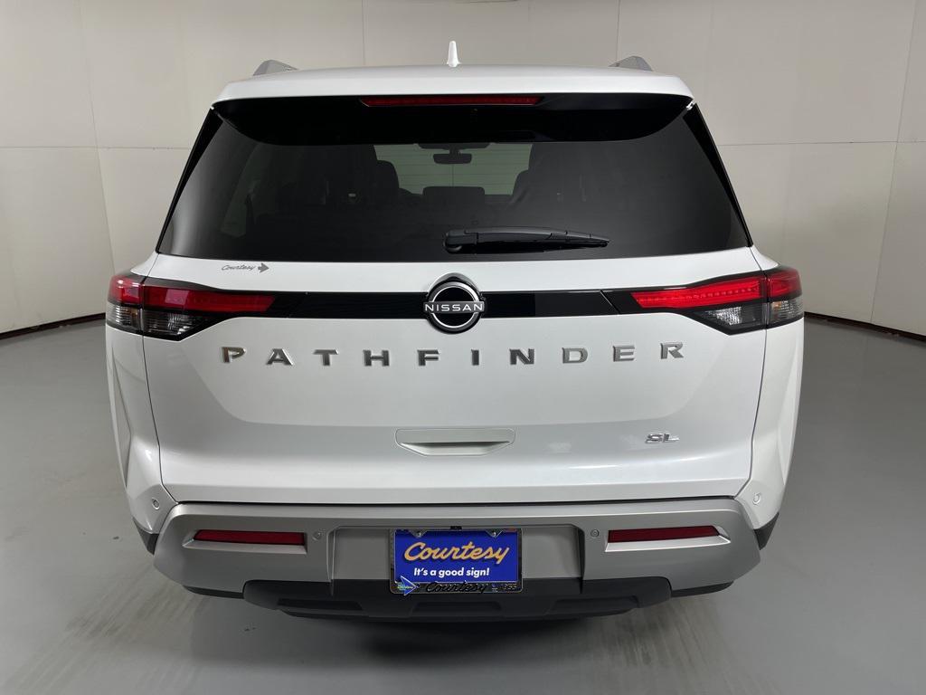 new 2025 Nissan Pathfinder car, priced at $34,587