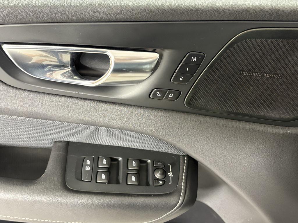 used 2021 Volvo XC60 car, priced at $25,750