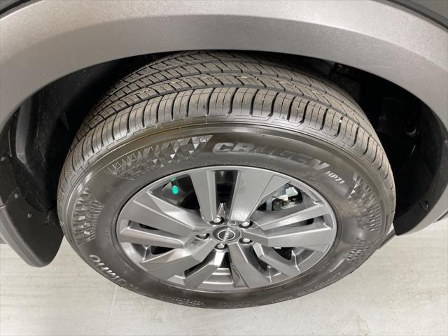 new 2025 Nissan Pathfinder car, priced at $38,666