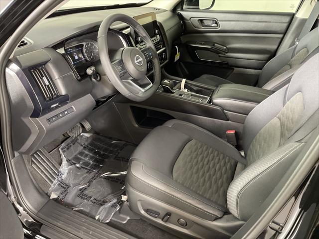 new 2025 Nissan Pathfinder car, priced at $38,666