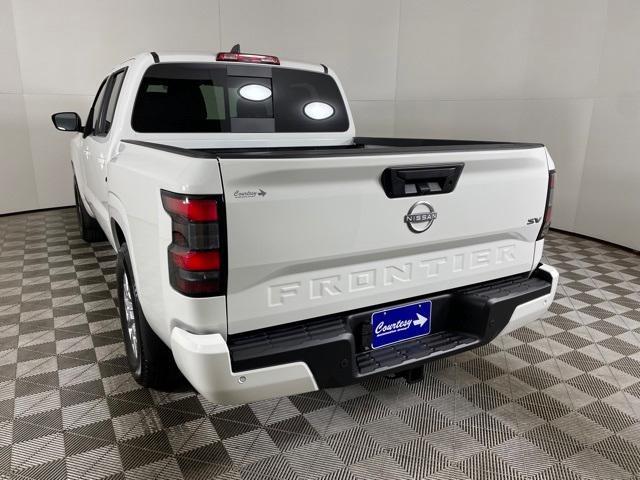 new 2024 Nissan Frontier car, priced at $36,820