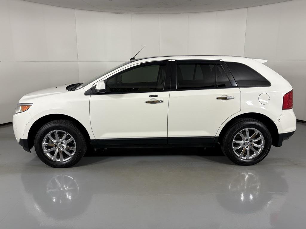used 2011 Ford Edge car, priced at $8,000