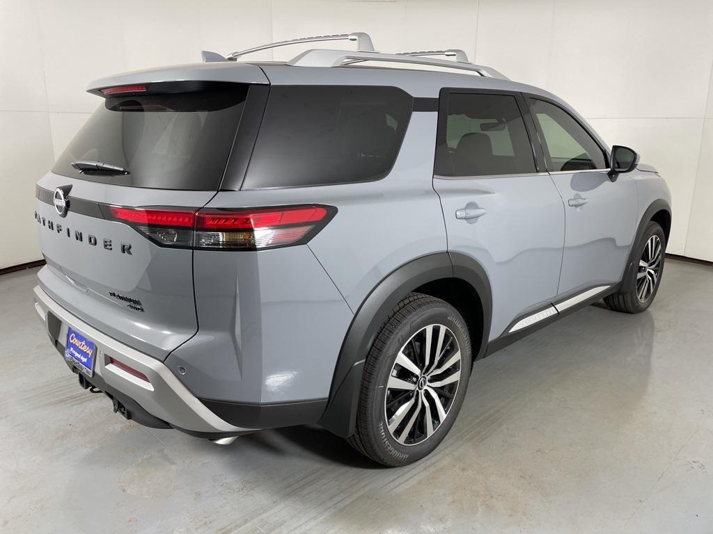 new 2025 Nissan Pathfinder car, priced at $42,978