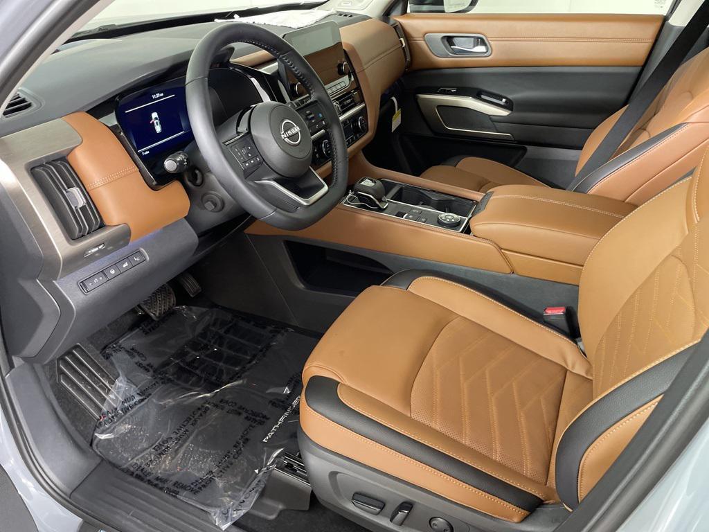 new 2025 Nissan Pathfinder car, priced at $42,978