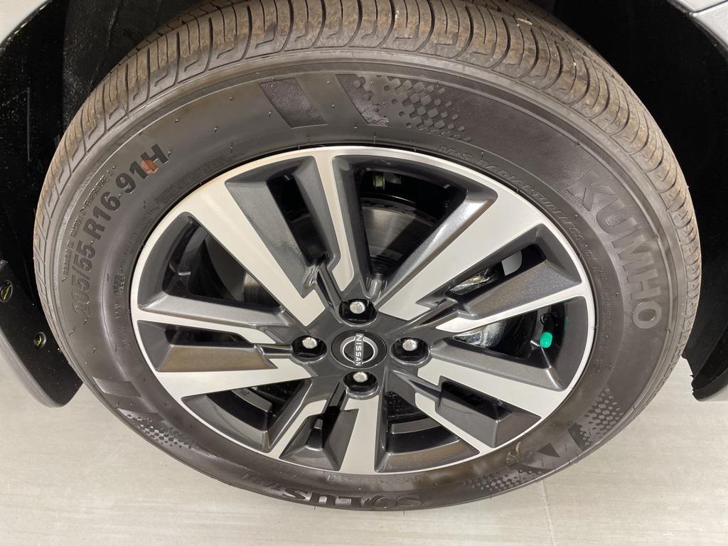 new 2025 Nissan Versa car, priced at $18,290