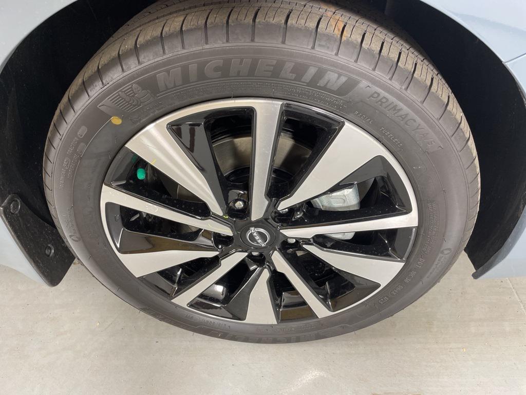 new 2025 Nissan Sentra car, priced at $22,340