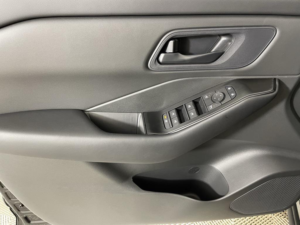 new 2025 Nissan Rogue car, priced at $28,401