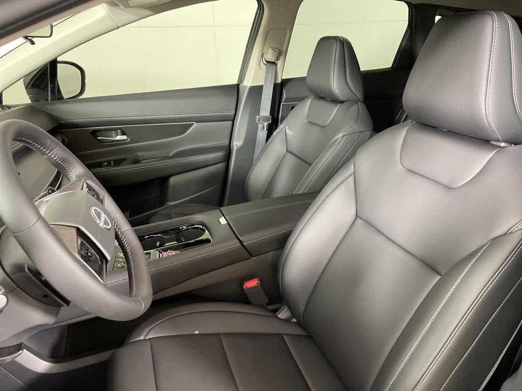 new 2025 Nissan Murano car, priced at $32,084