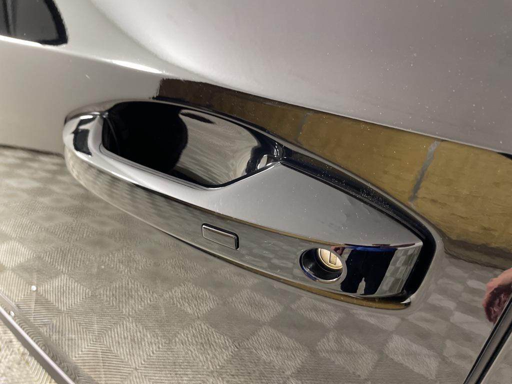 new 2025 Nissan Murano car, priced at $32,084