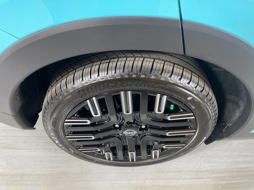 new 2026 Nissan Leaf car, priced at $40,206