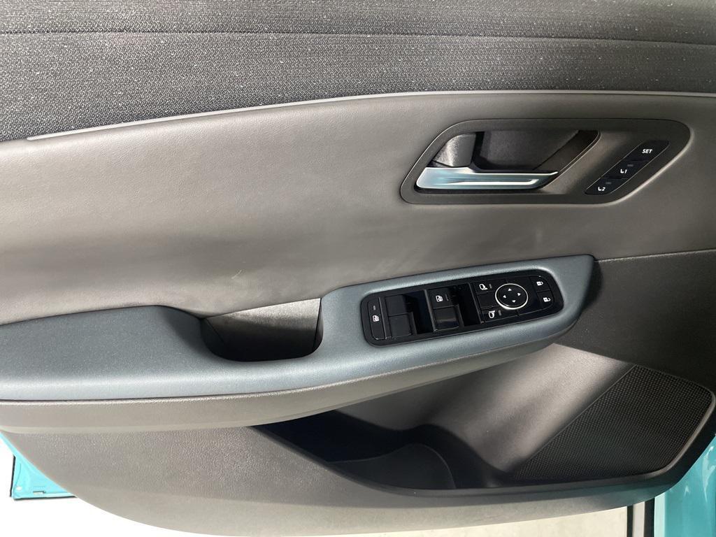 new 2026 Nissan Leaf car, priced at $40,206