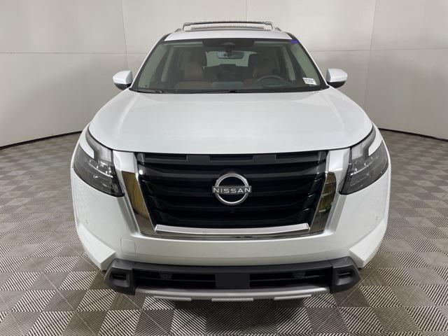 new 2025 Nissan Pathfinder car, priced at $50,299