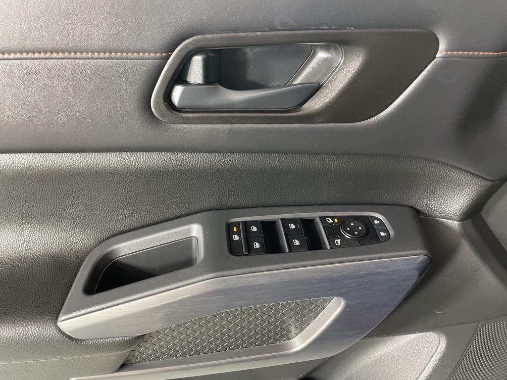 used 2023 Nissan Pathfinder car, priced at $30,500