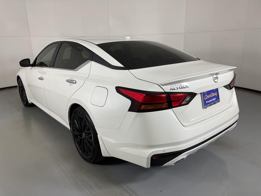 new 2025 Nissan Altima car, priced at $27,018