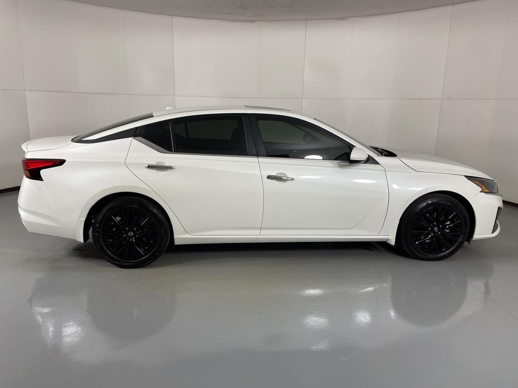 new 2025 Nissan Altima car, priced at $27,018