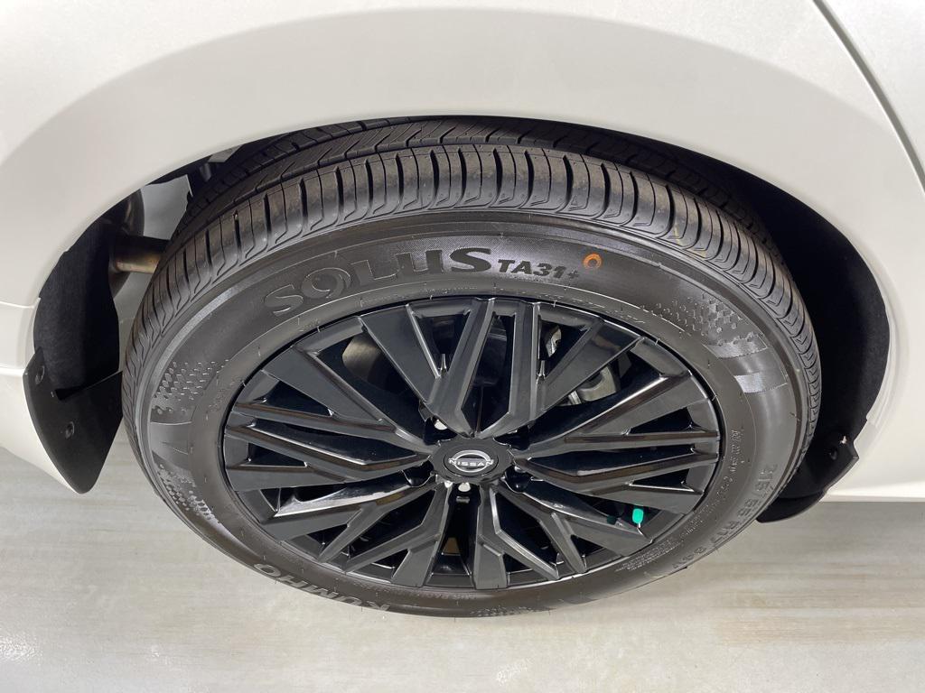 new 2025 Nissan Altima car, priced at $27,018