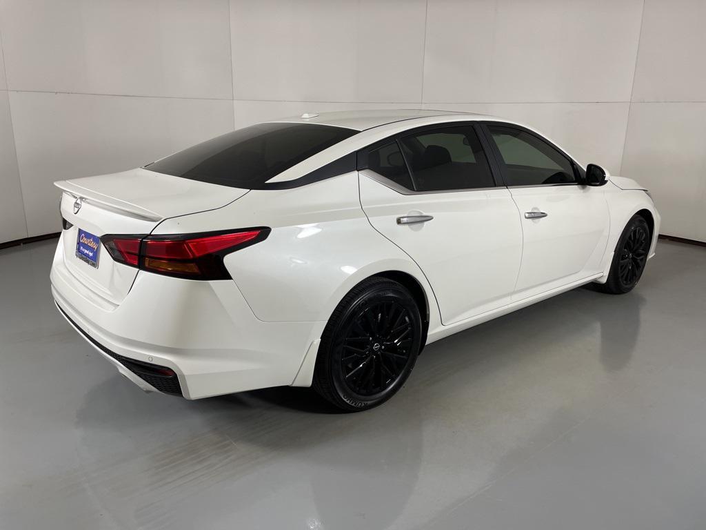 new 2025 Nissan Altima car, priced at $27,018