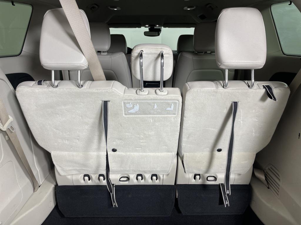 used 2021 Chrysler Pacifica Hybrid car, priced at $22,500
