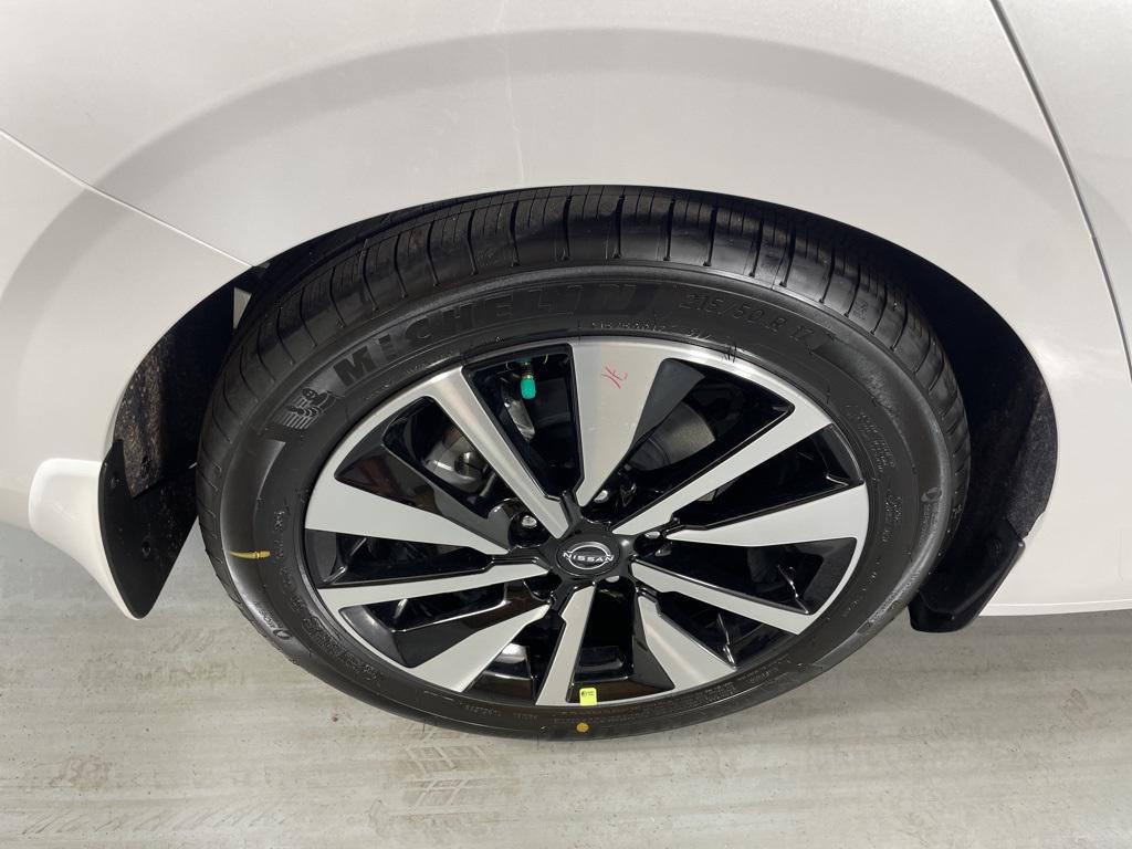 new 2025 Nissan Sentra car, priced at $22,294