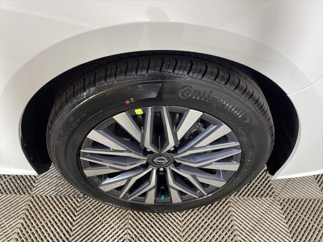new 2025 Nissan Altima car, priced at $27,379