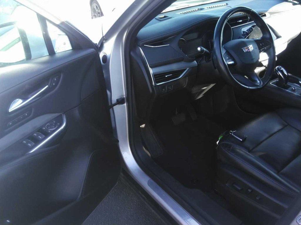 used 2022 Cadillac XT4 car, priced at $27,000
