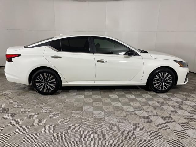 new 2025 Nissan Altima car, priced at $27,379