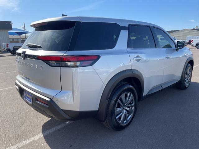 new 2025 Nissan Pathfinder car, priced at $36,300