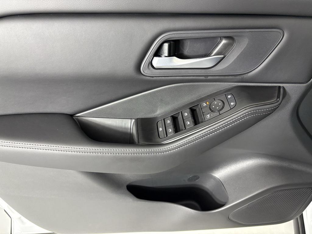 new 2026 Nissan Rogue car, priced at $29,004