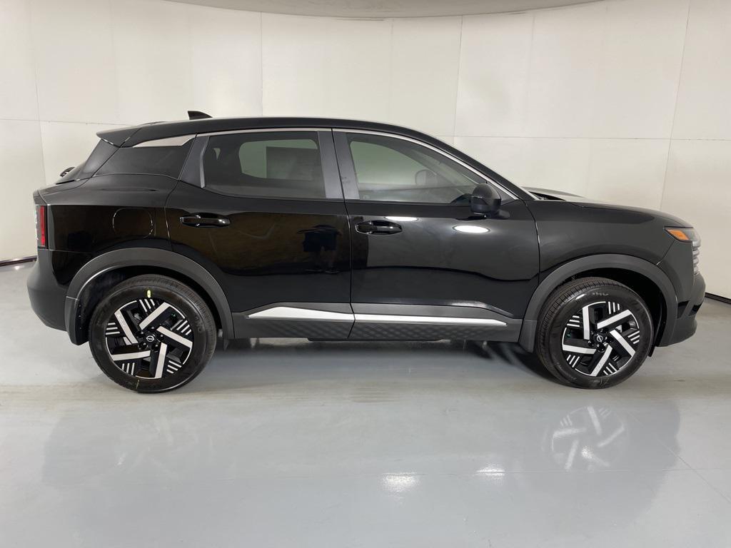 new 2025 Nissan Kicks car, priced at $21,982