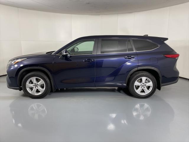 used 2023 Toyota Highlander car, priced at $34,200