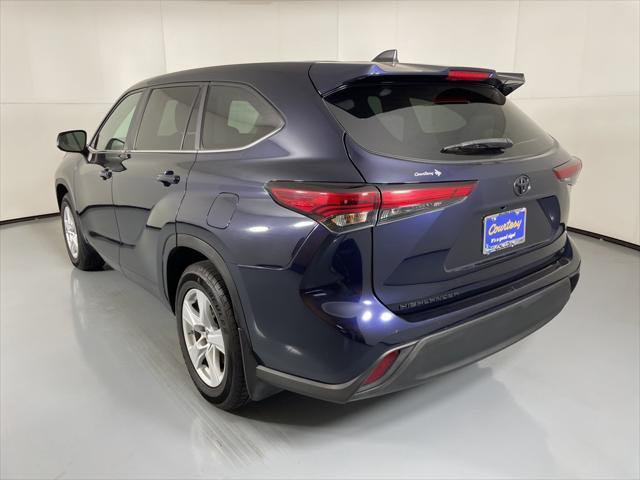 used 2023 Toyota Highlander car, priced at $34,200