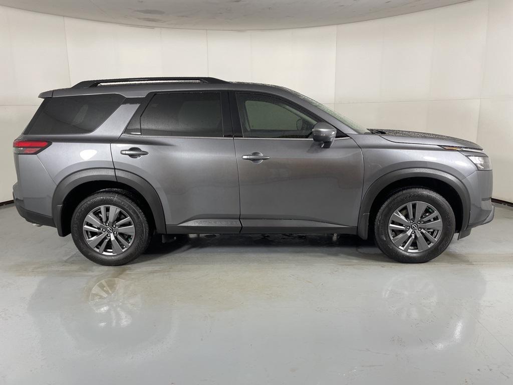new 2025 Nissan Pathfinder car, priced at $33,478