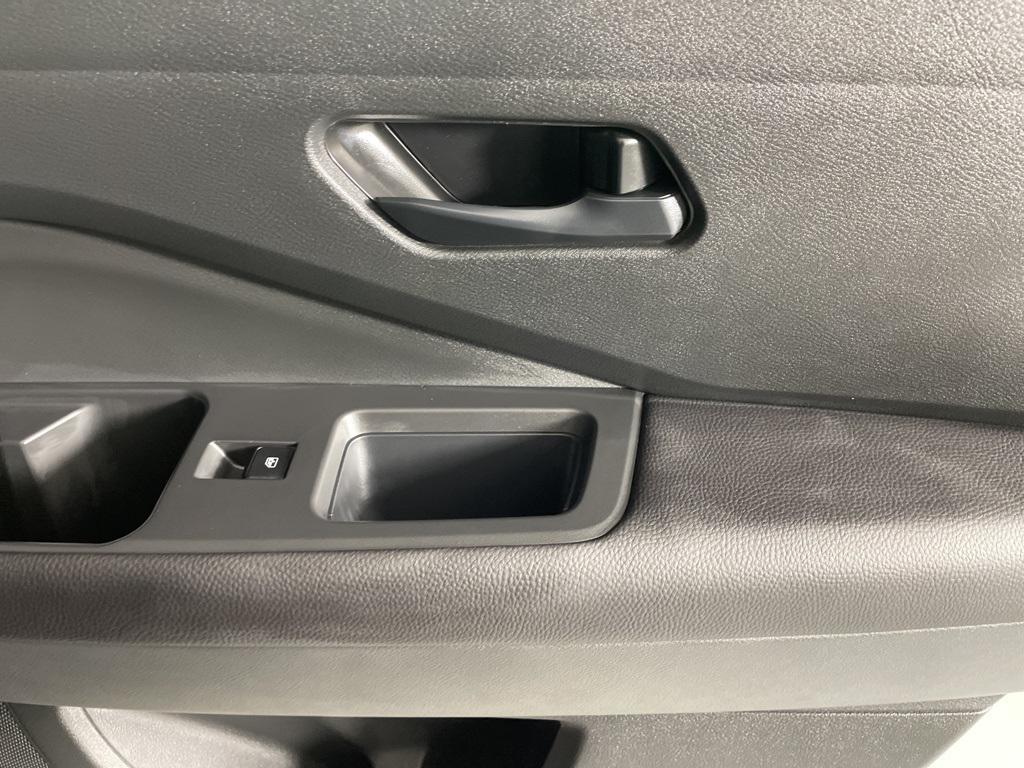 new 2025 Nissan Pathfinder car, priced at $33,478