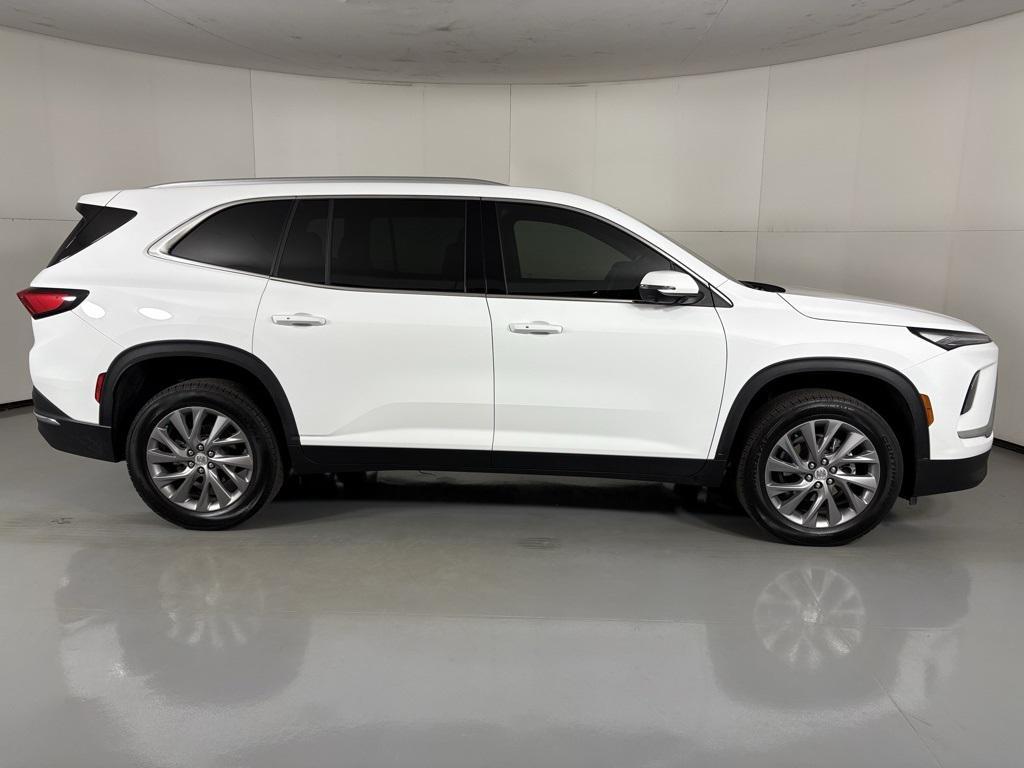 used 2025 Buick Enclave car, priced at $37,250