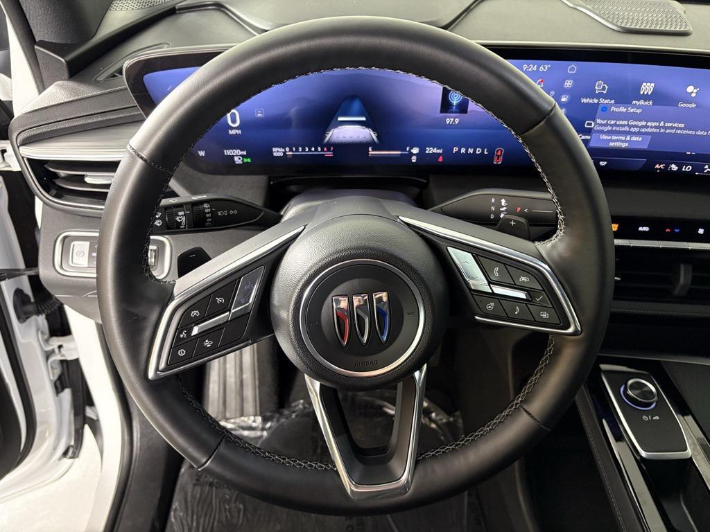 used 2025 Buick Enclave car, priced at $37,250