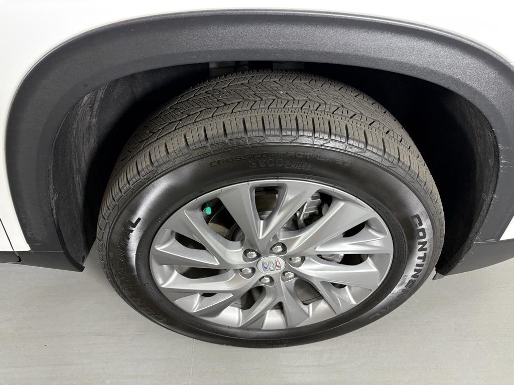 used 2025 Buick Enclave car, priced at $37,250