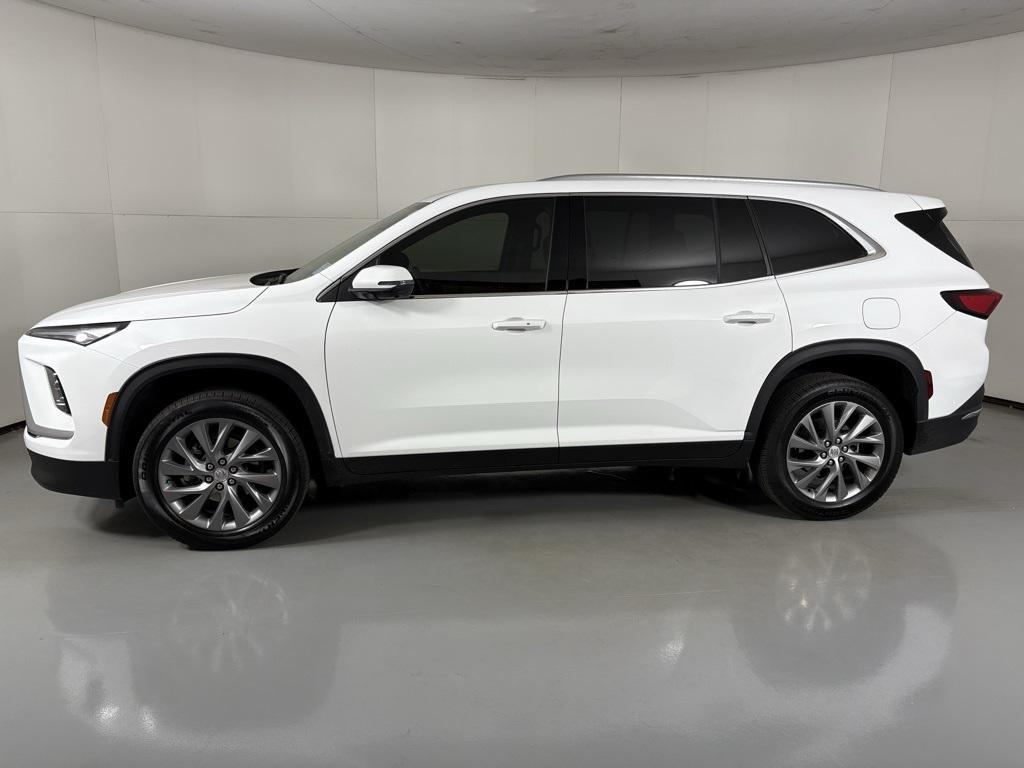 used 2025 Buick Enclave car, priced at $37,250