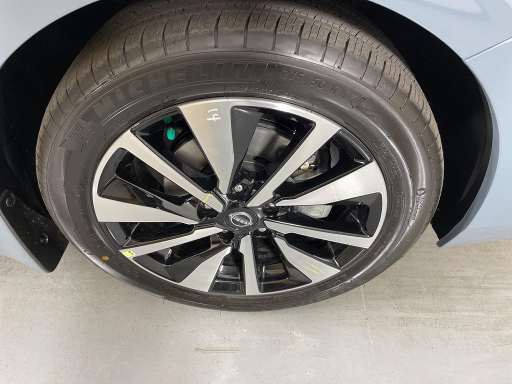 new 2025 Nissan Sentra car, priced at $22,294