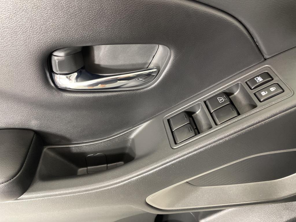 new 2025 Nissan Frontier car, priced at $35,289