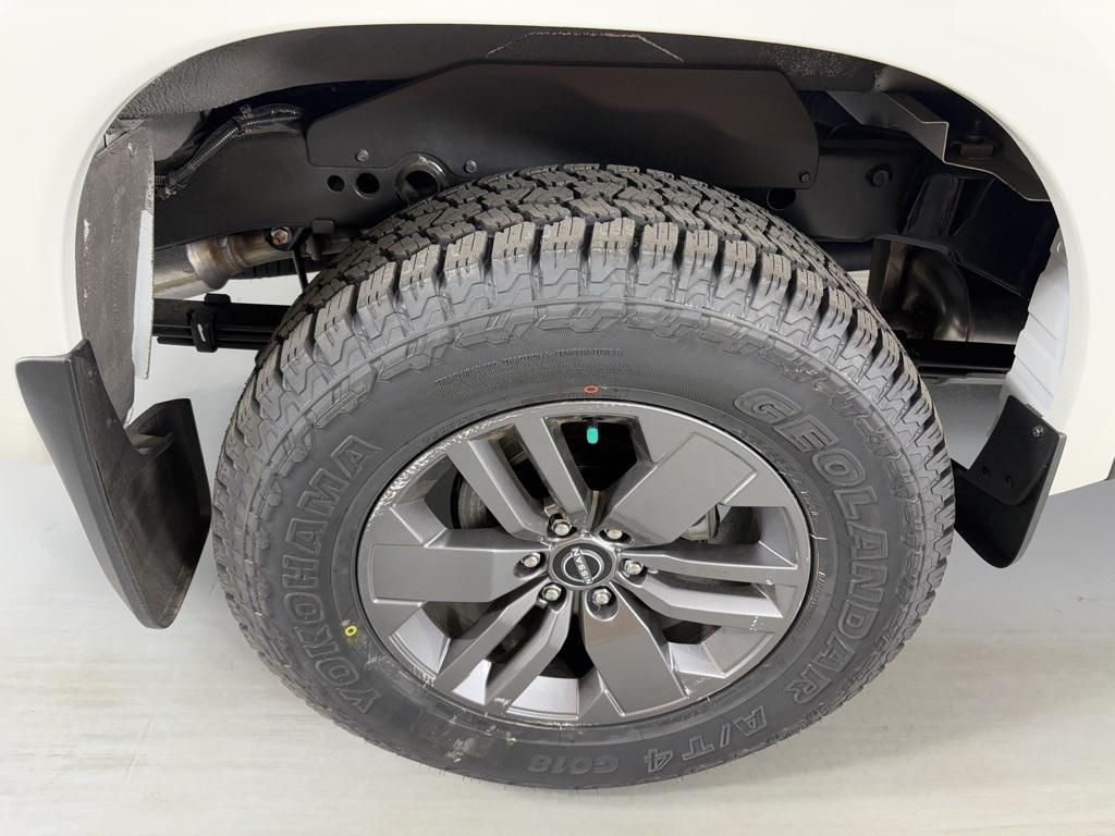 new 2025 Nissan Frontier car, priced at $35,289