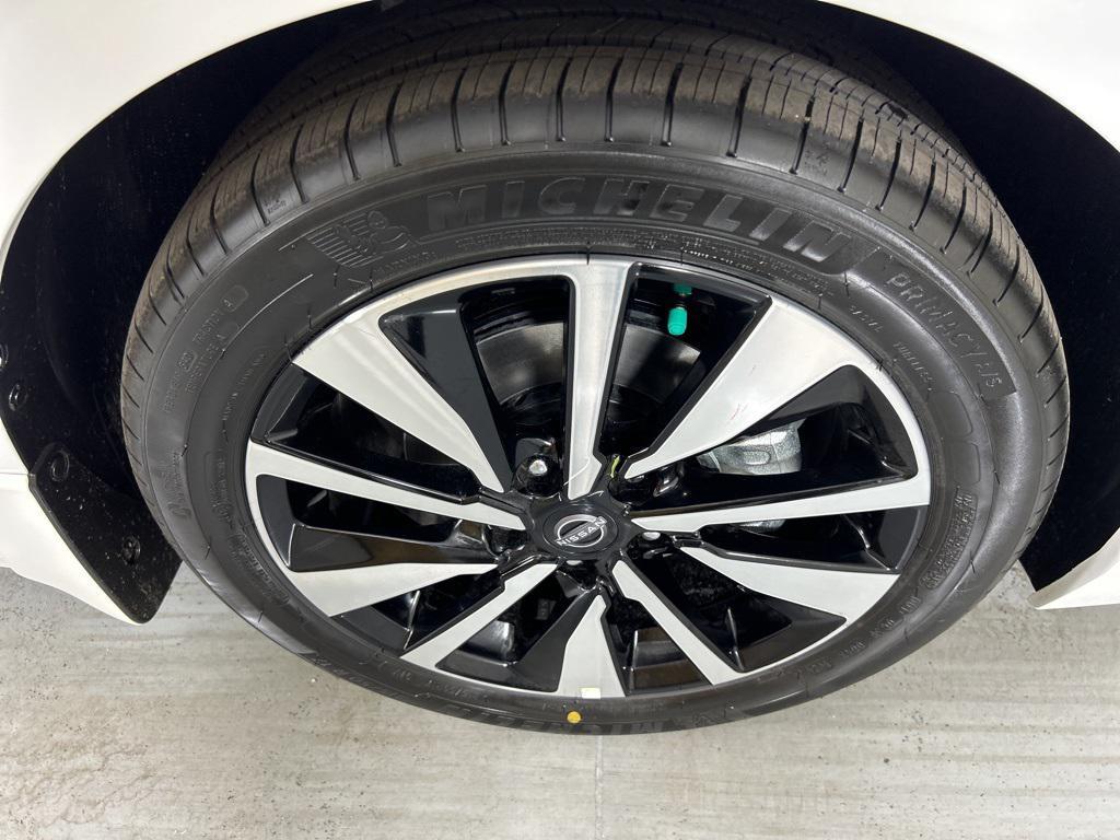 new 2025 Nissan Sentra car, priced at $22,294